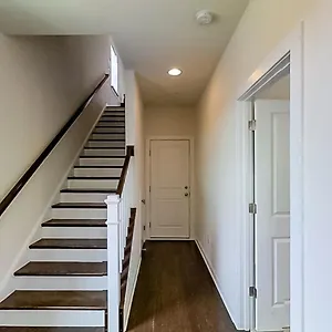 https://broad-marsh-beach-house.ocean-city-hotels.net